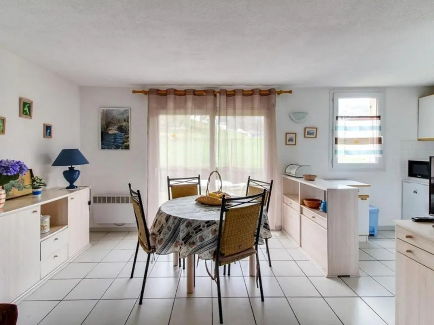 Appartement Esquièze-Sère, 2 pièces, 6 personnes - FR-1-402-28