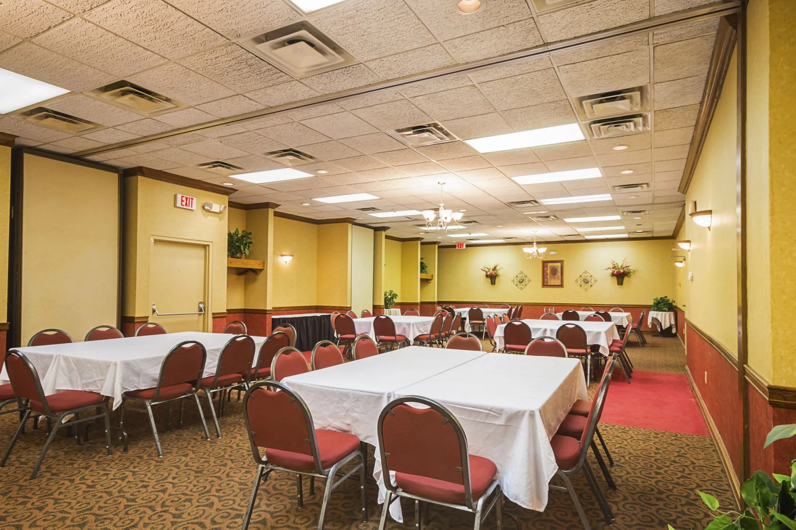 Clarion Inn Fairmont