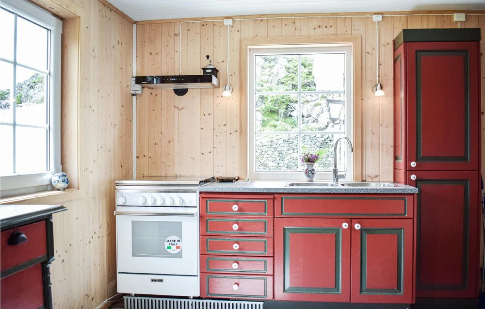 Beautiful Home in Stolmen With 2 Bedrooms