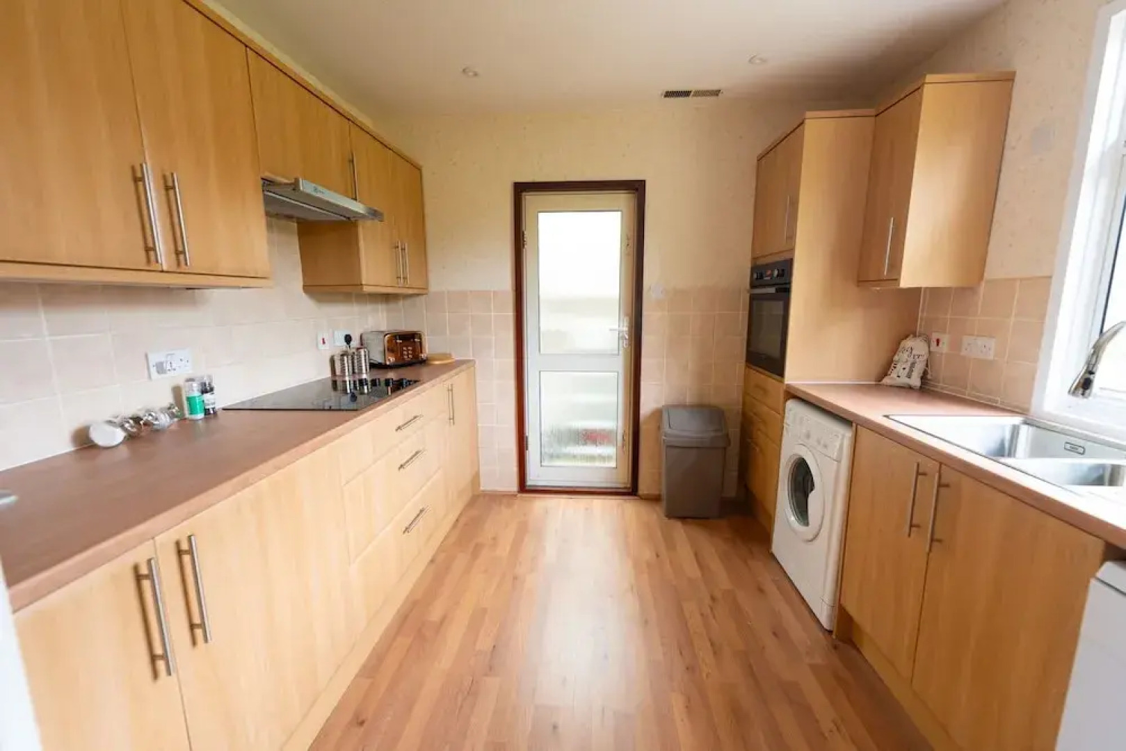 Spacious Family Bungalow With Garden For Up To 7