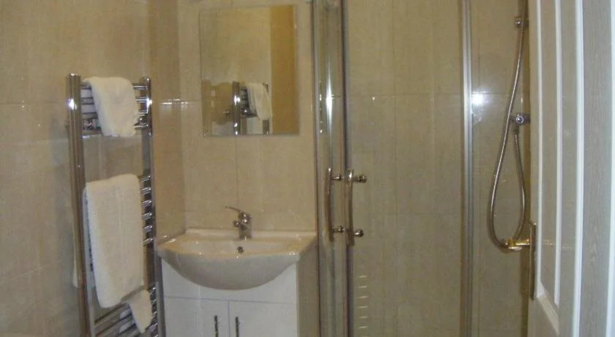 Fairlawns Bed & Breakfast