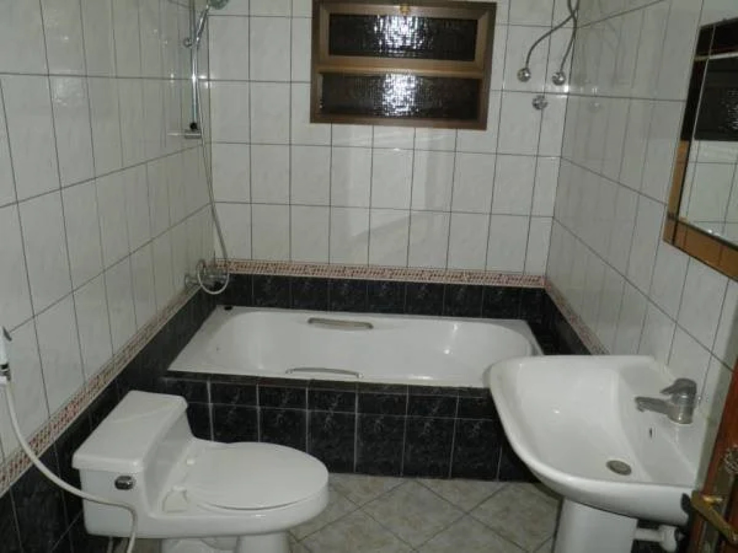 Mawasim Al Sharqiyah House