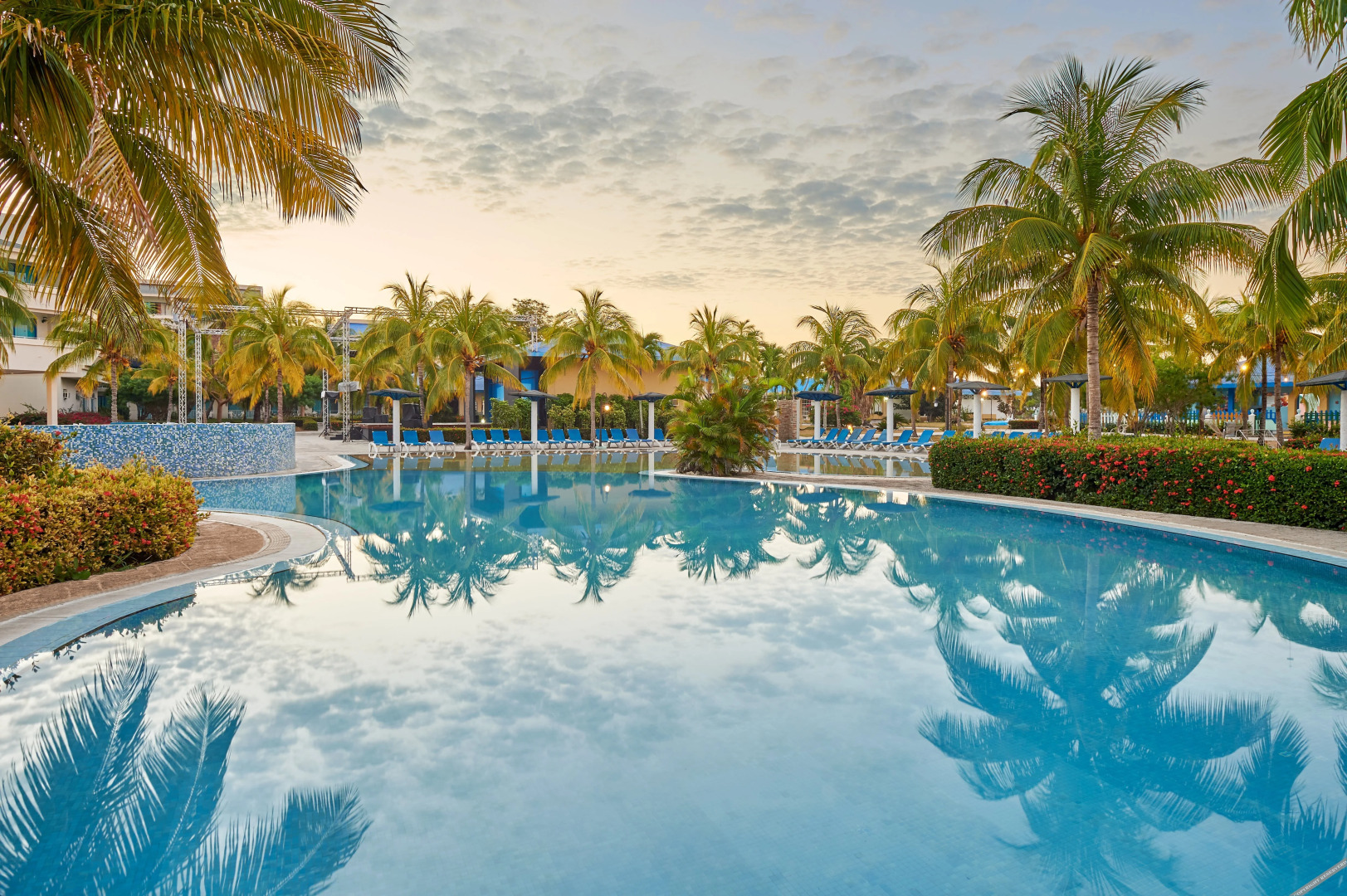 Aston Costa Verde Beach Resort