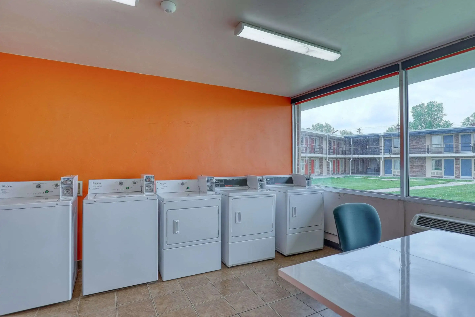 Suburban Studios Neenah-Appleton