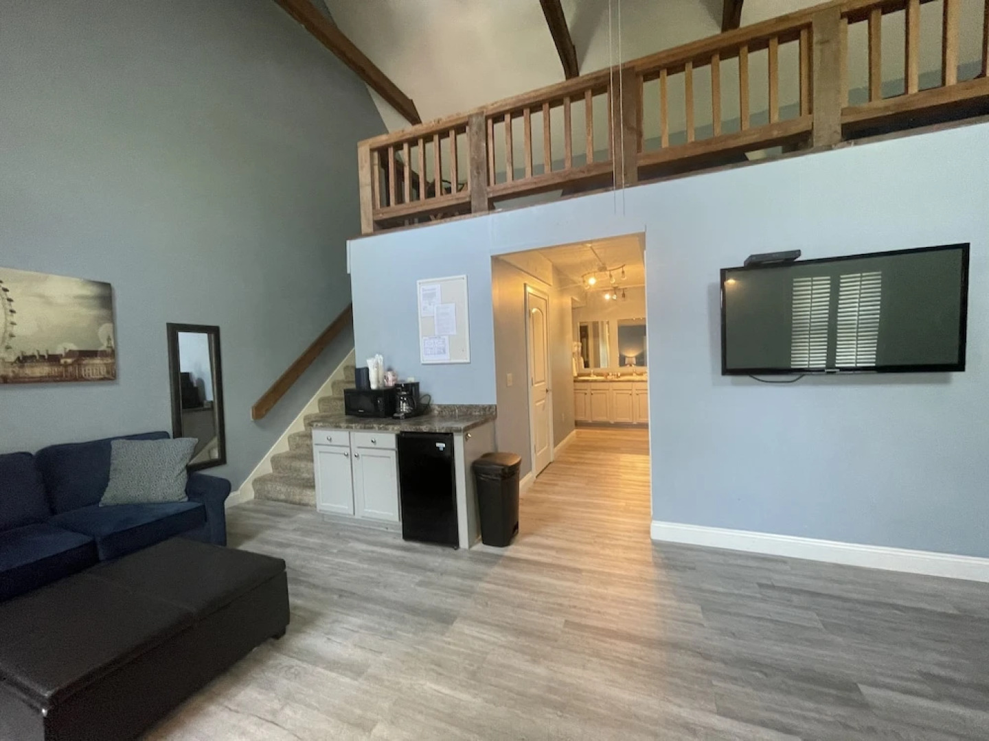 Harbour Square Suites