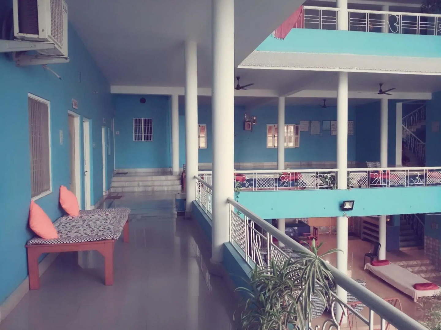 Shri Yoga Mandir Guest House