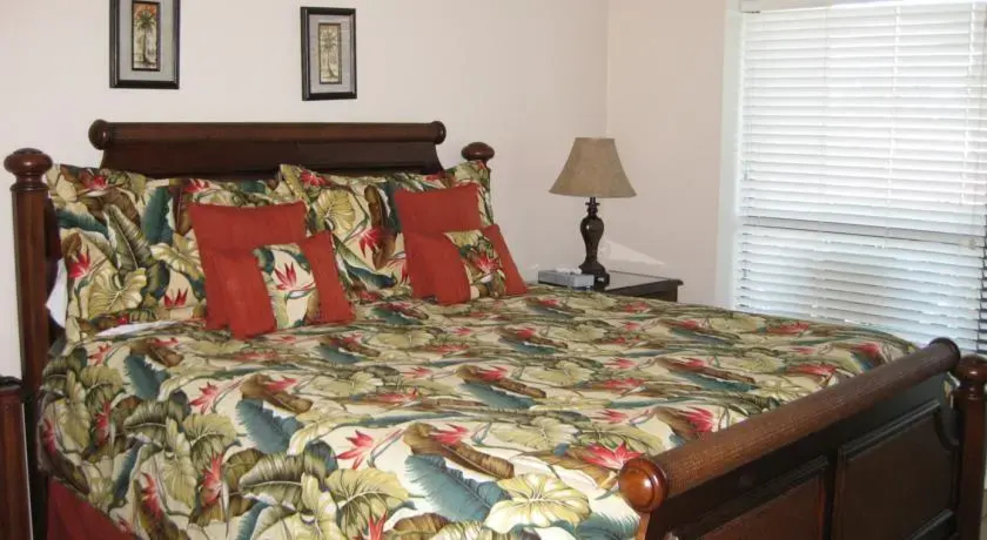 Saida IV Condiminiums - by Island Services