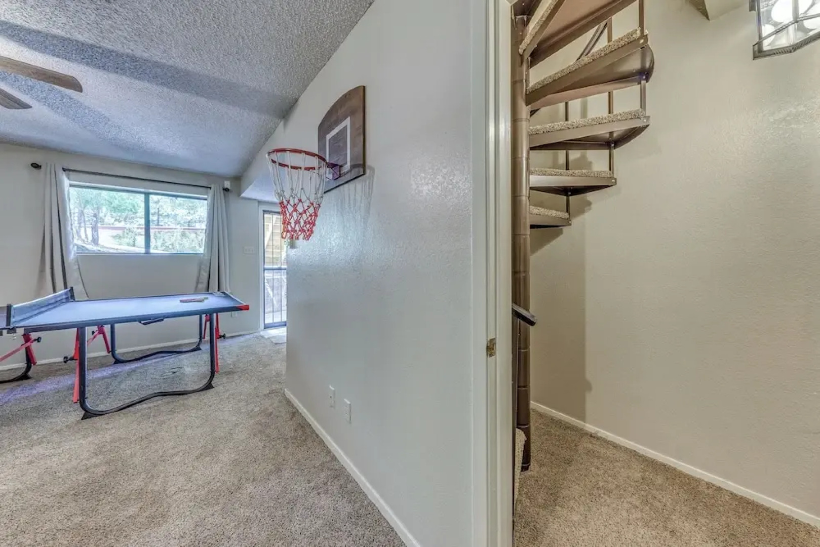 1 Mi to Ski Slopes: Alto Escape w/ Game Room!