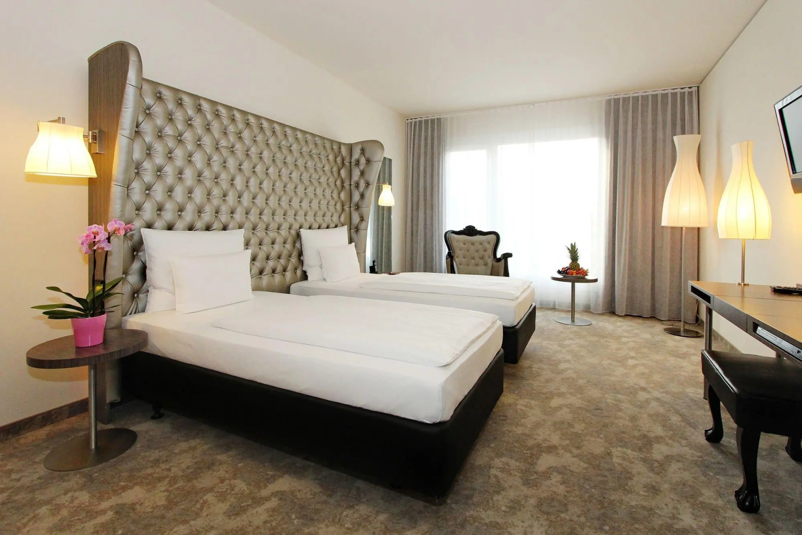 Отель Arcotel John F 