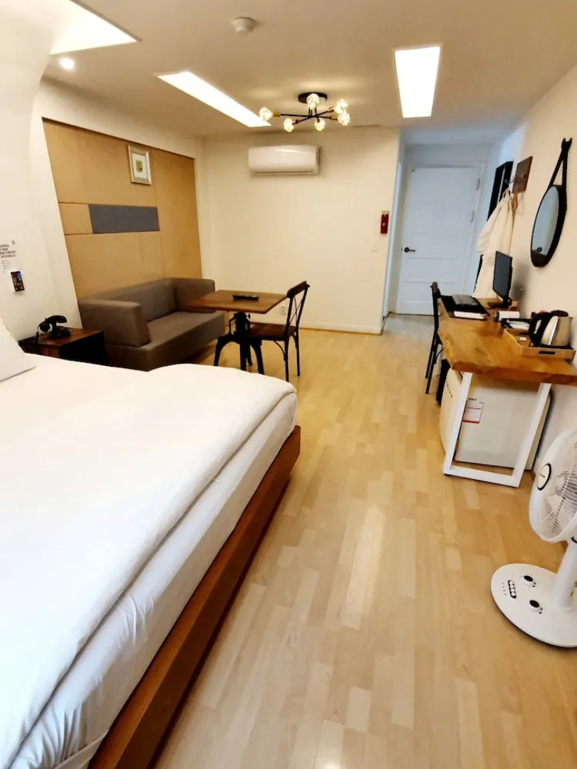 Uneed Business Hotel