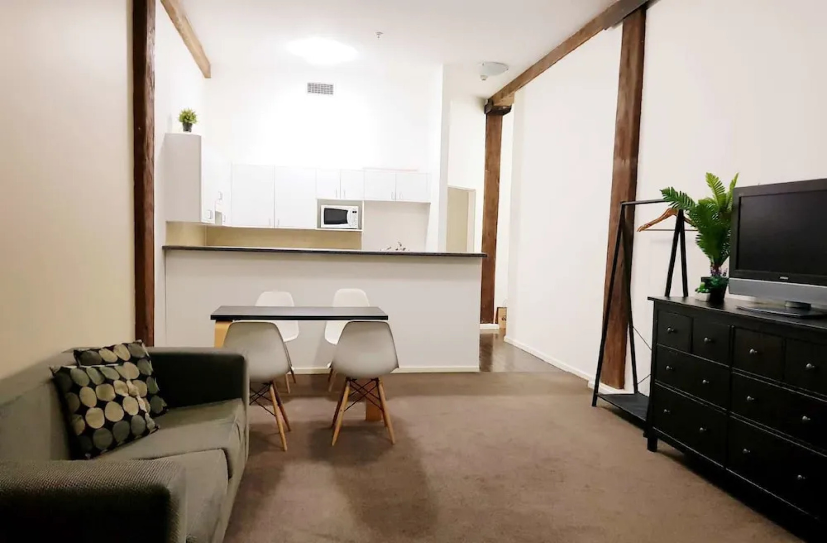 Darling Harbour Resort Style Apartment