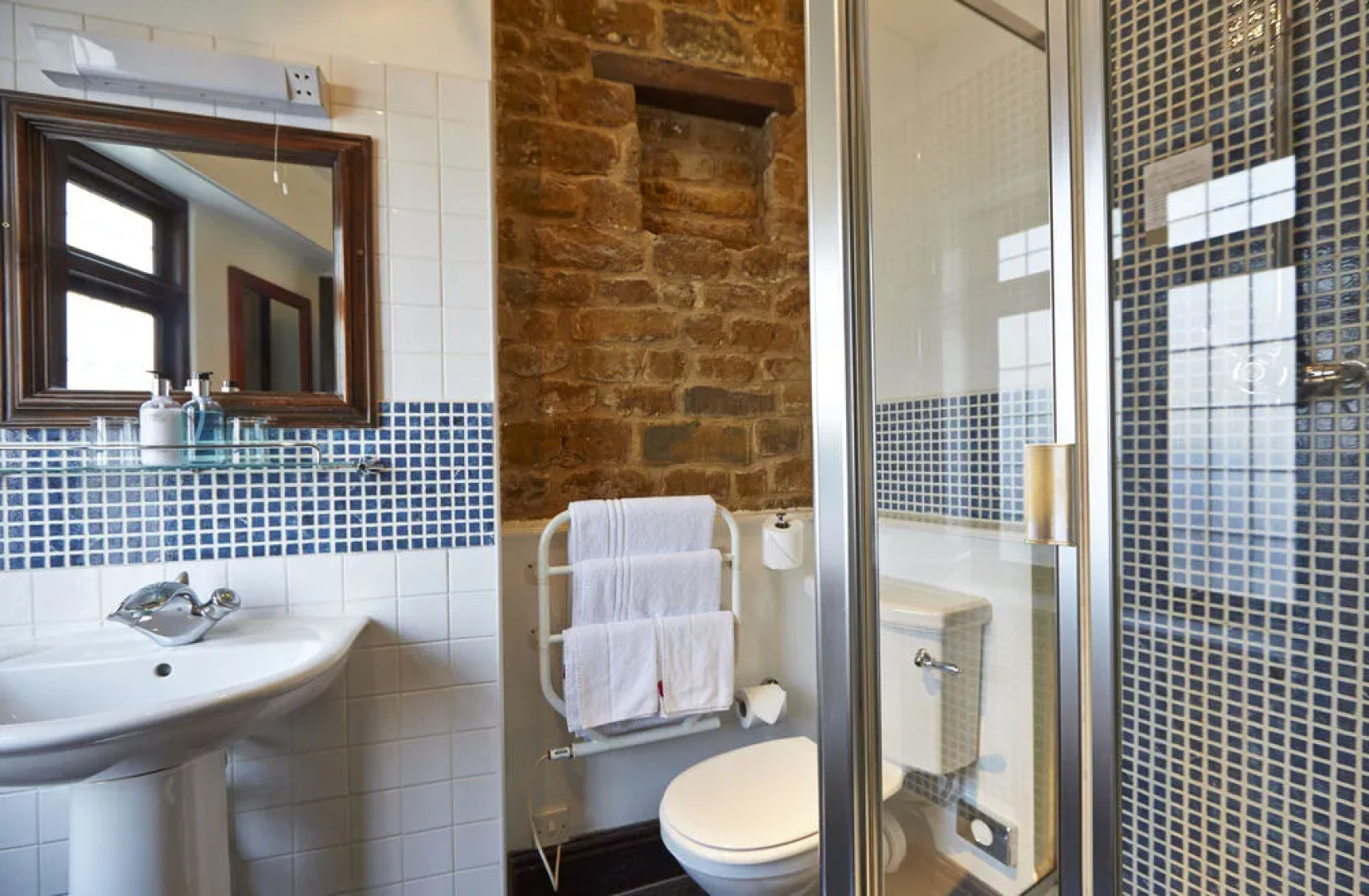 Red Lion Hotel Adderbury by Greene King Inns