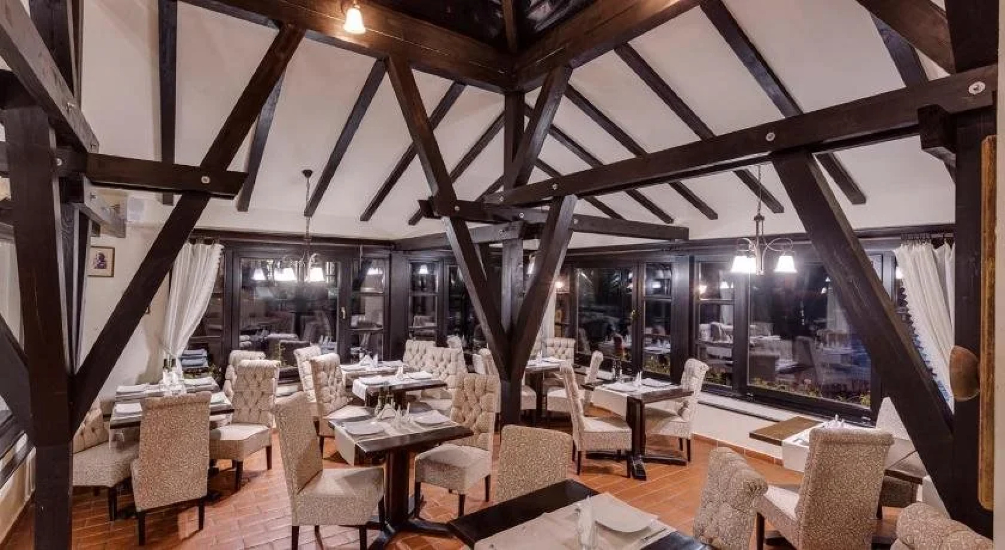 Casa din Bran - Inn Center