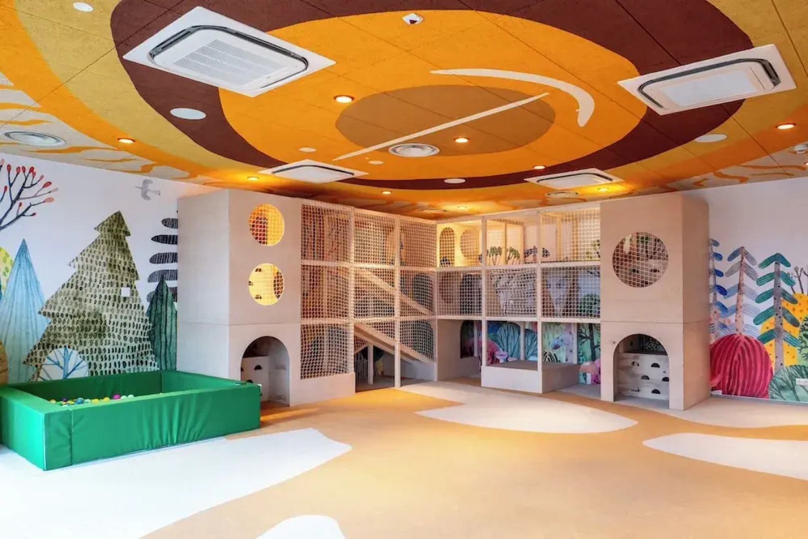 Hotel GLAR Conference & SPA