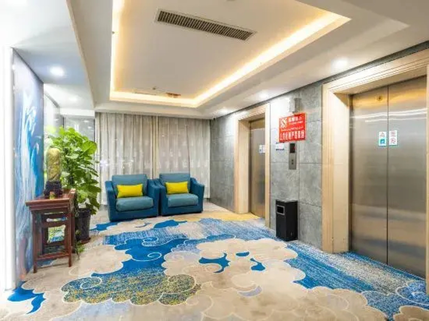 Xizhou International Hotel