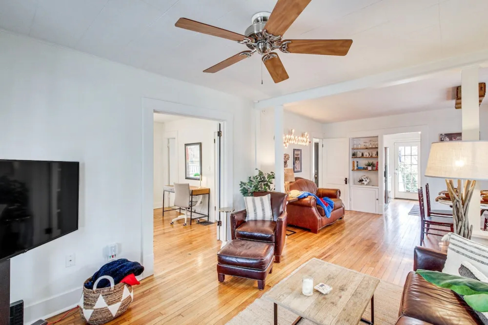 Bright Lawrence Vacation Rental ~ 1 Mi to KU!