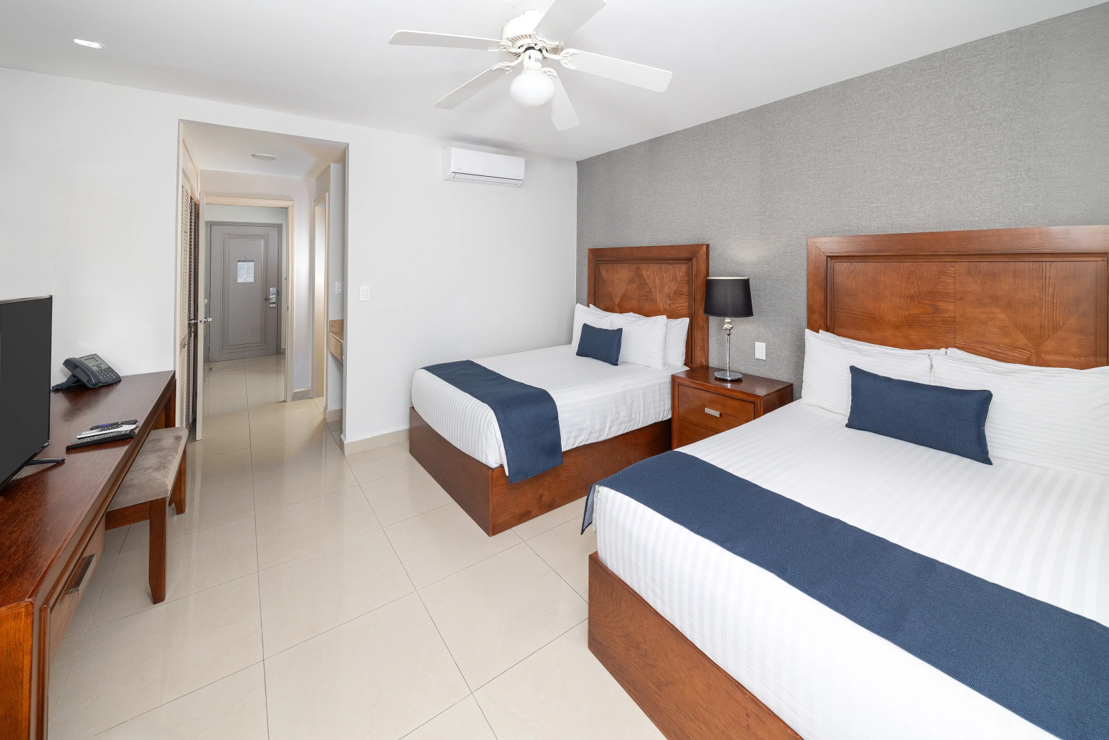 Hotel Suites Mexico Plaza Campestre