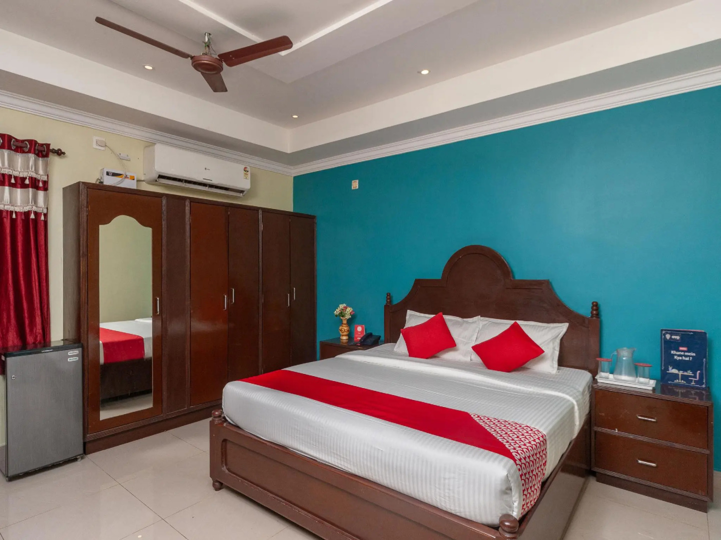 OYO 23548 Swathi Residency