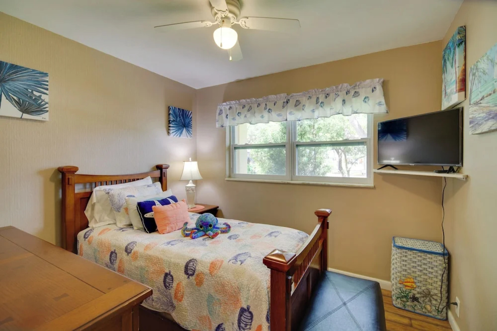 Satellite Beach 'sunshine House' w/ Hot Tub!