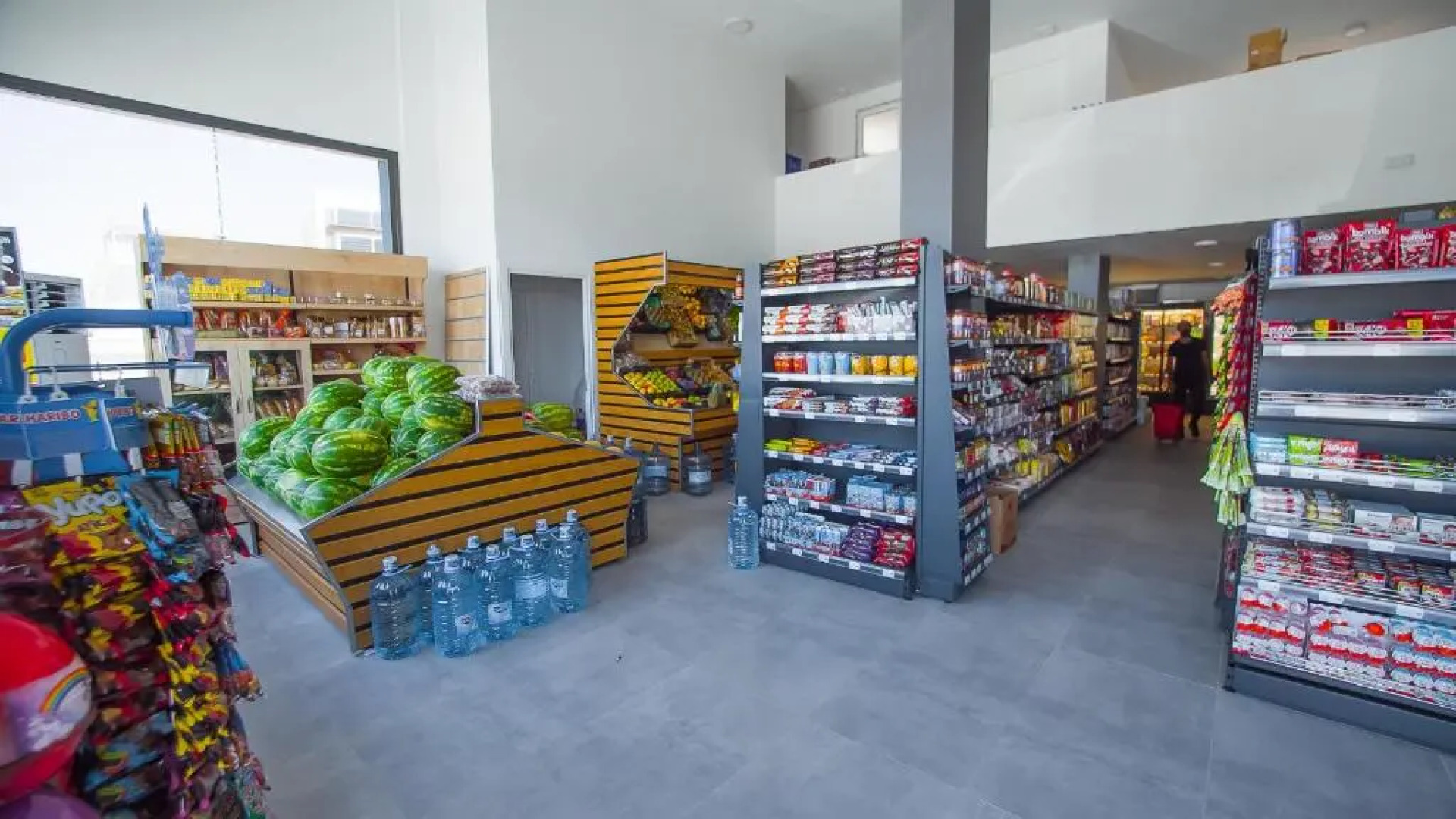 Four Seasons Life Apartments