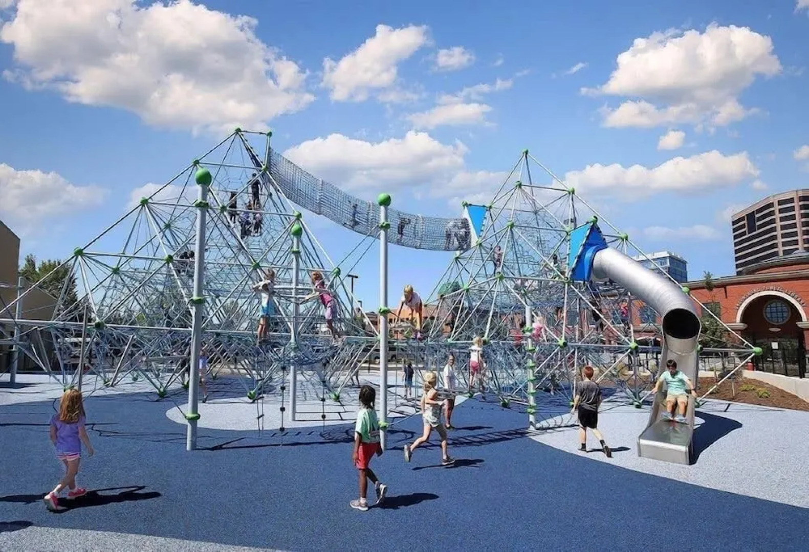 Kernersville Hot Tub  Pool  Arcade Gym Wifi Coffee