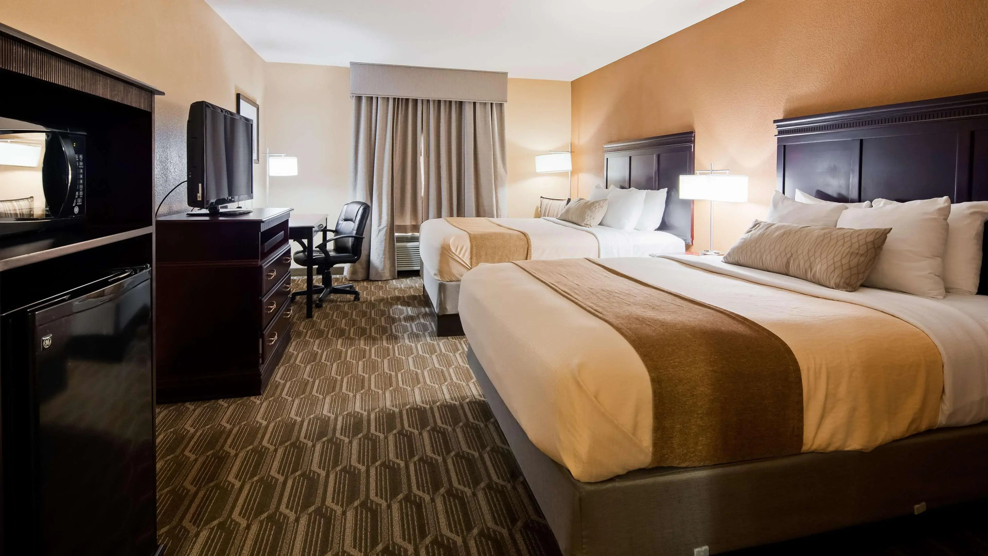 Best Western Granbury Inn & Suites