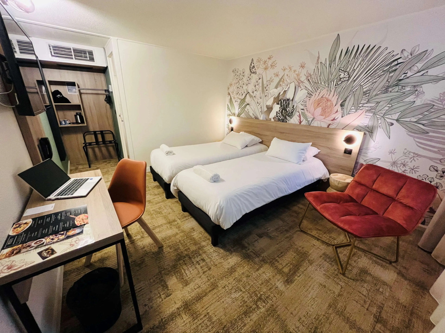 Kyriad Marseille - Vitrolles Aéroport