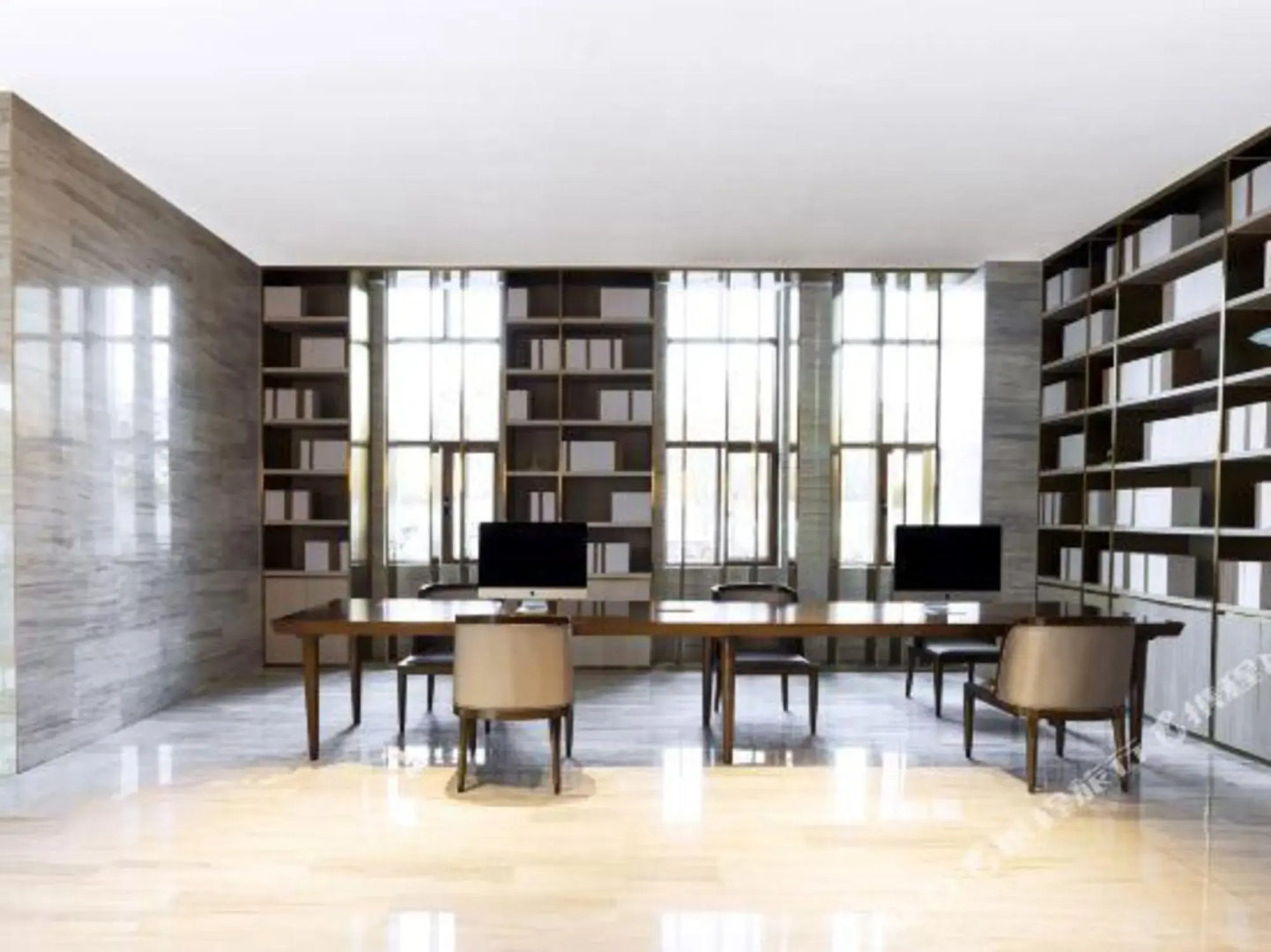 JI Hotel (Changji Huanyu Square)