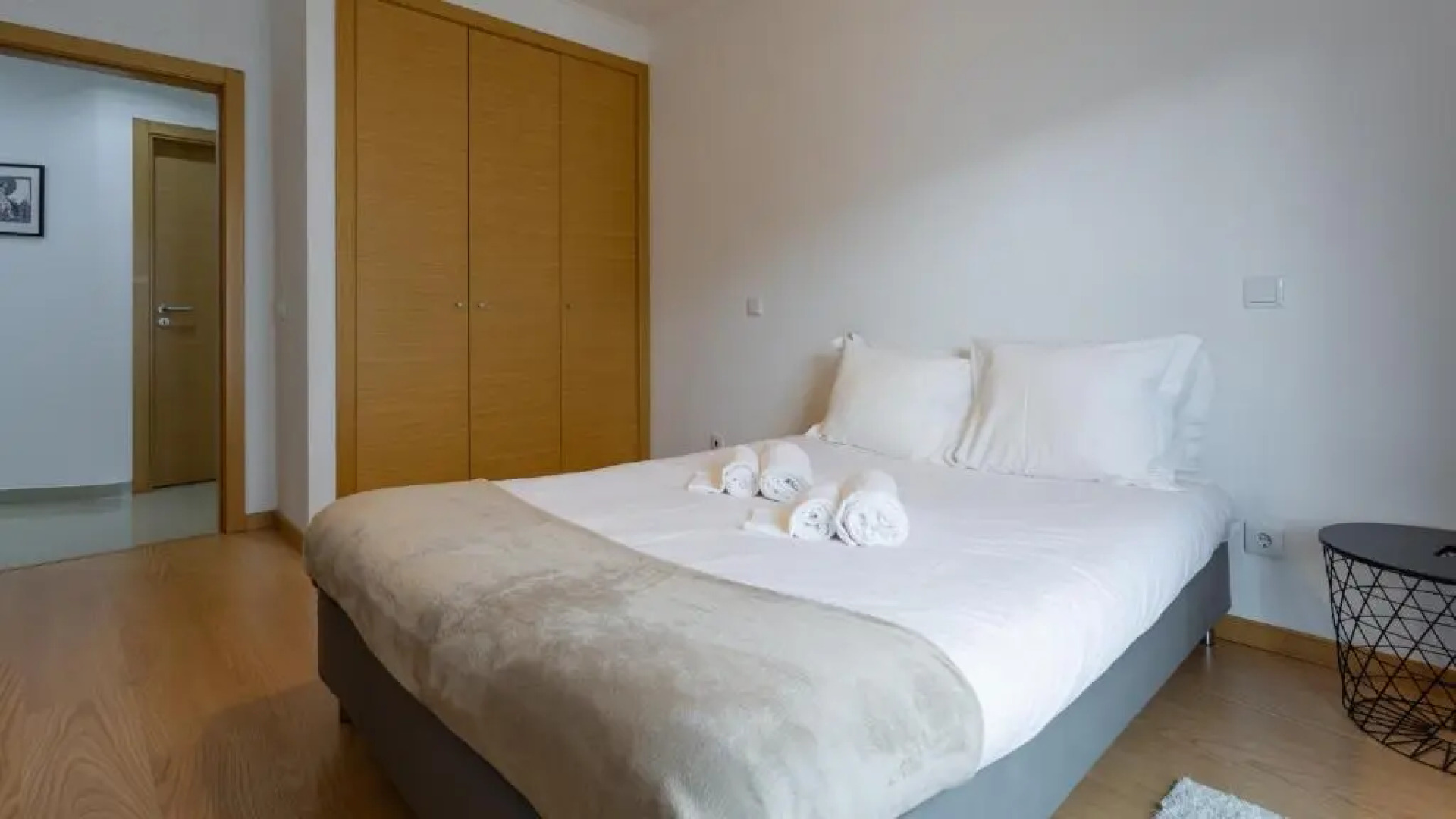 Spacious & Modern 3BDR Apartment in Algarve by LovelyStay