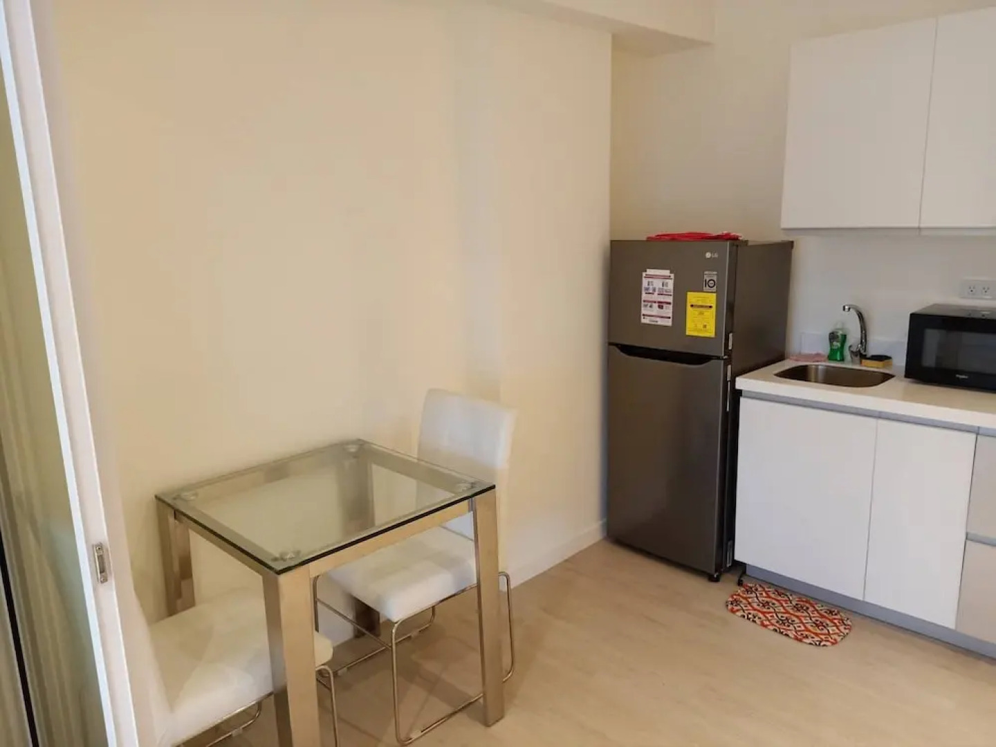 Condo at Azure by Metro Booking BNB