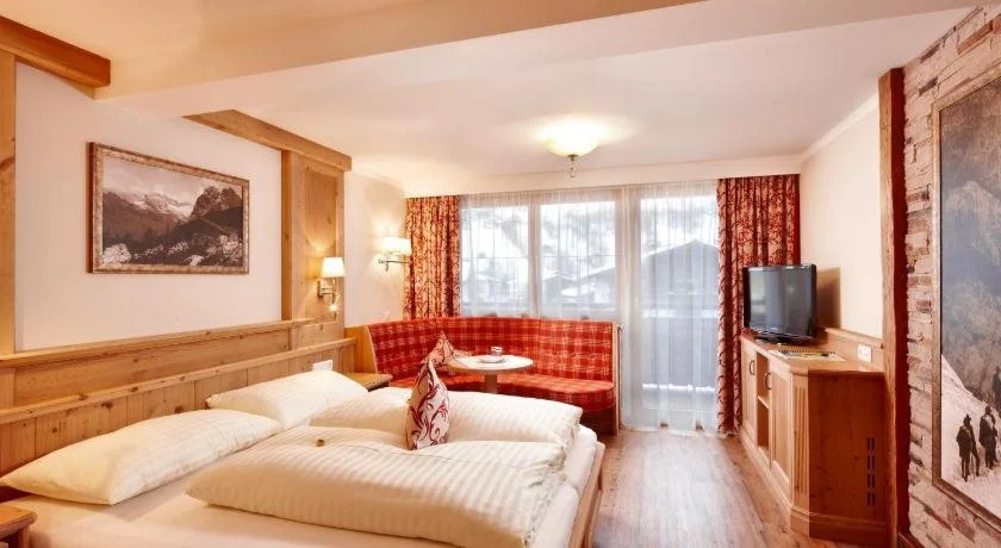 Smaragdhotel Tauernblick