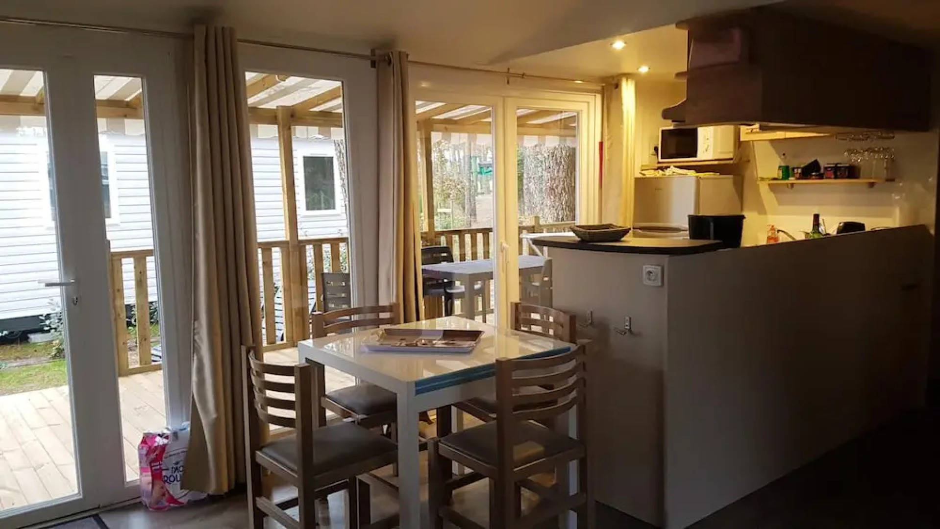 Property With 3 Bedrooms in Saint-julien-en-born, With Pool Access and