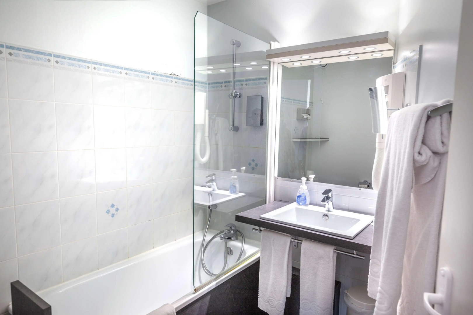 Best Western Le Moulin De Ducey