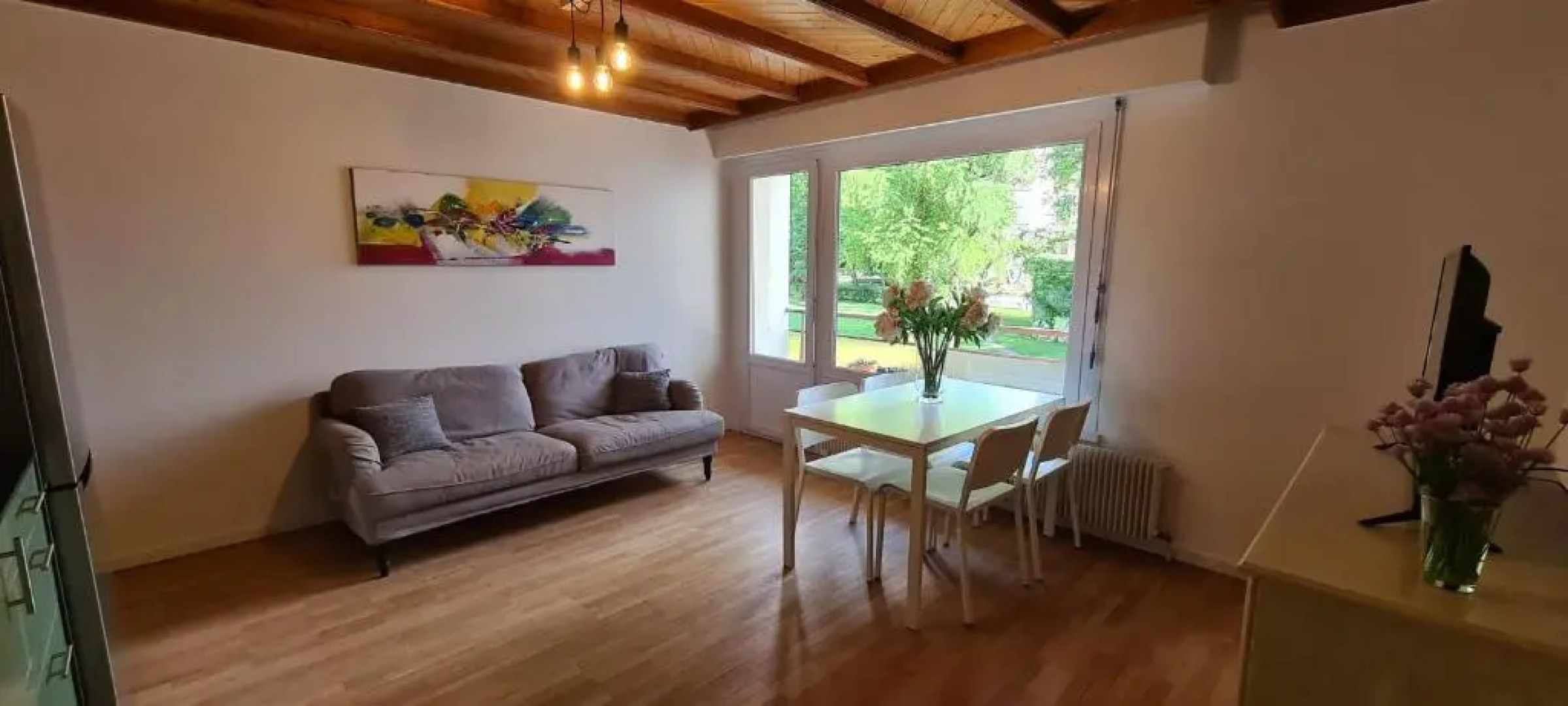 Pom'Verte-près du centre-ville et du lac -parking gratuit