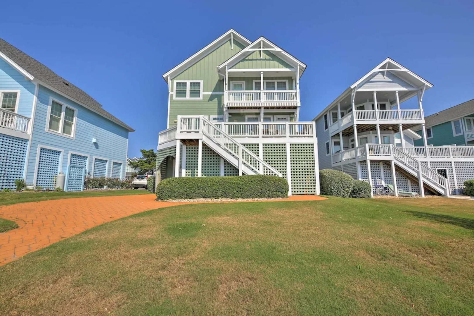 Manteo Waterfront Resort Home w/ 30-ft Dock!