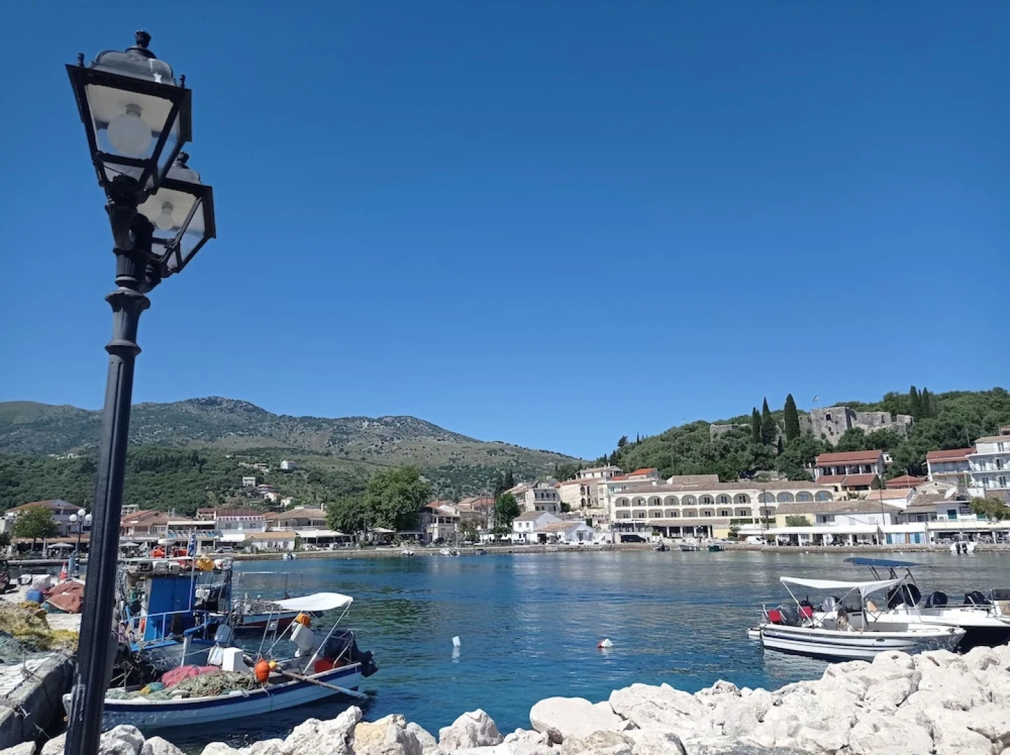 Solaris Methea Deluxe Suites