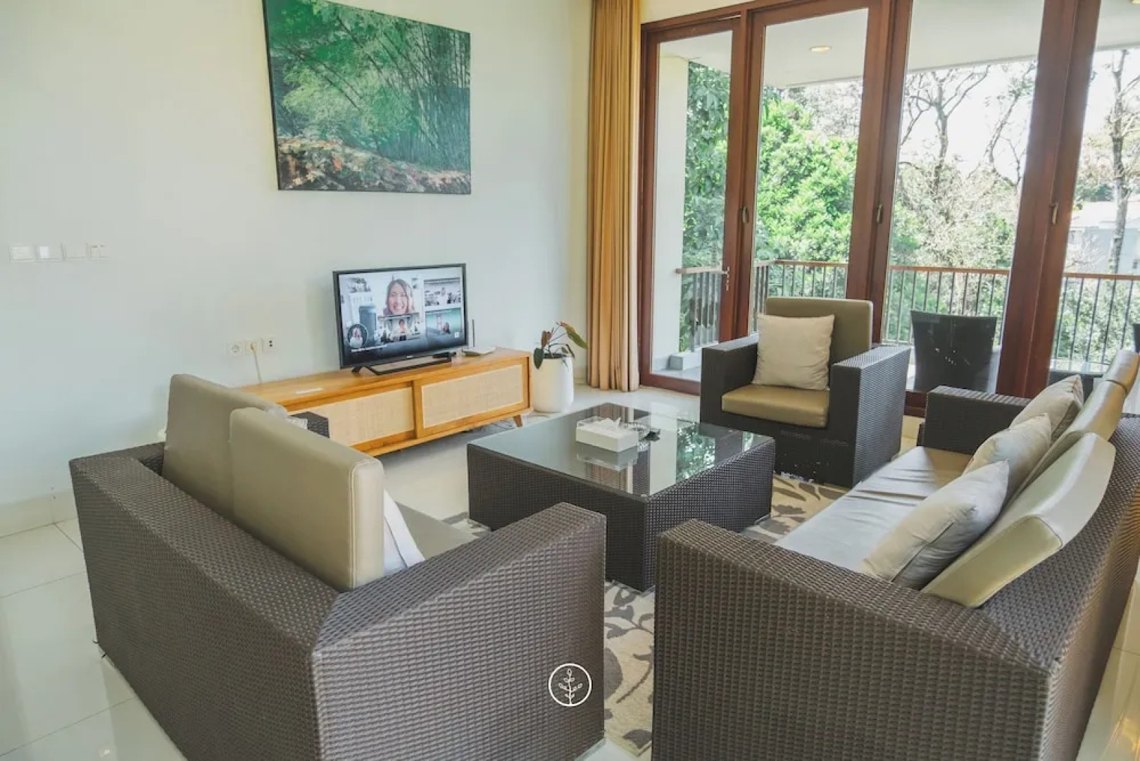 Jasmine Cozy Villa 3 BR Heated Pool and Billiard