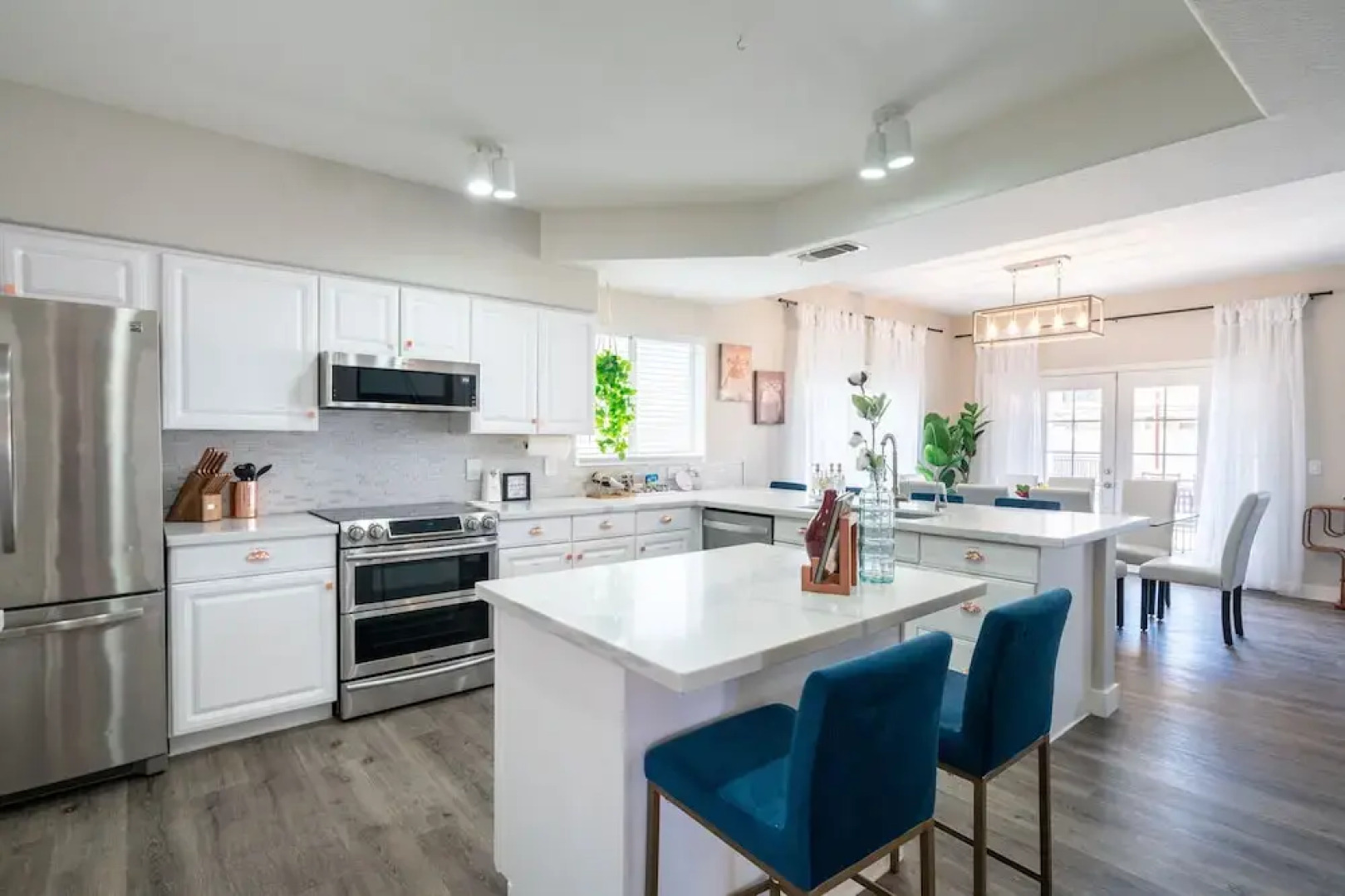 The Copper House 5 Bedroom Home by RedAwning