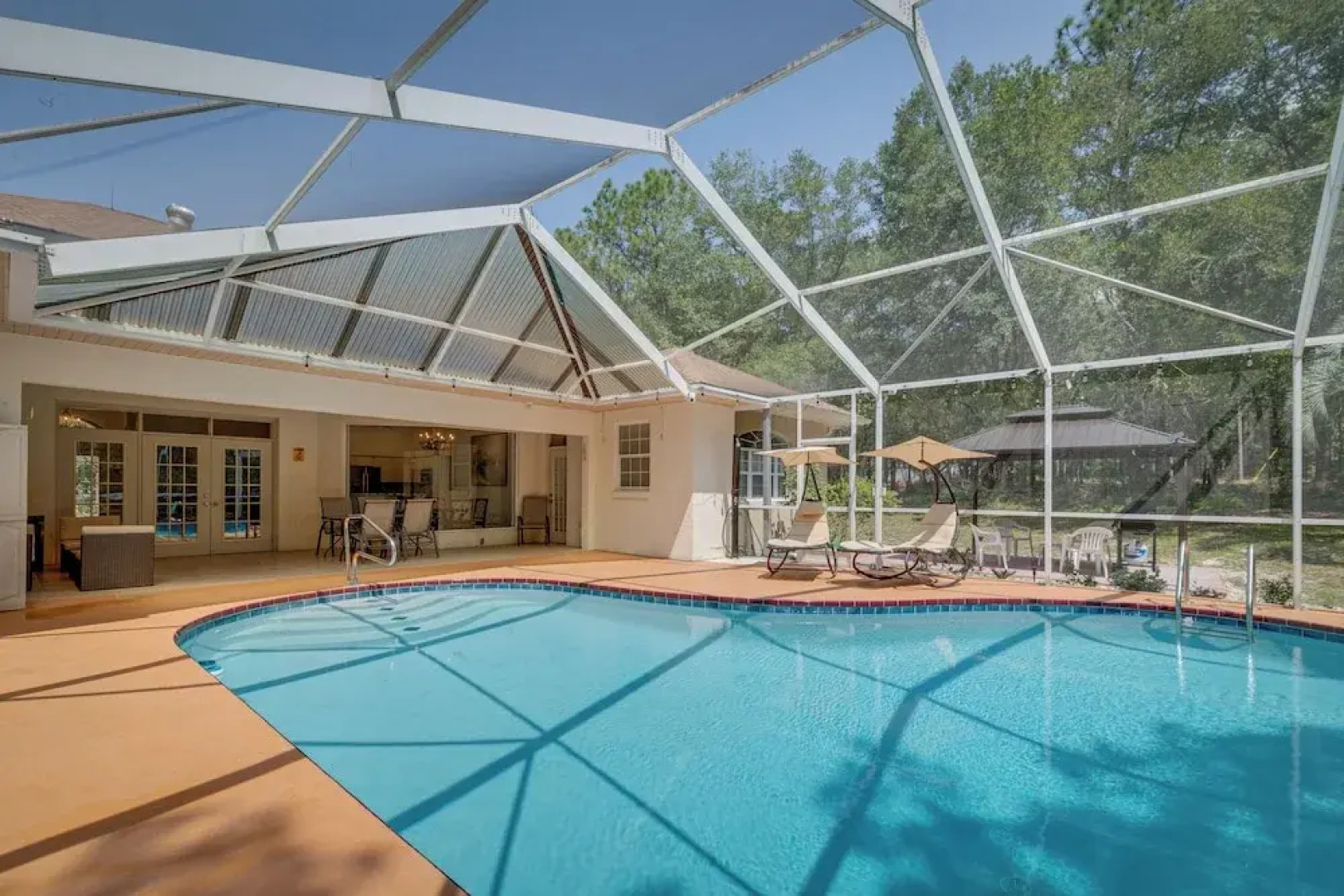4 Mi to Rainbow Springs: Dunnellon Villa w/ Pool!
