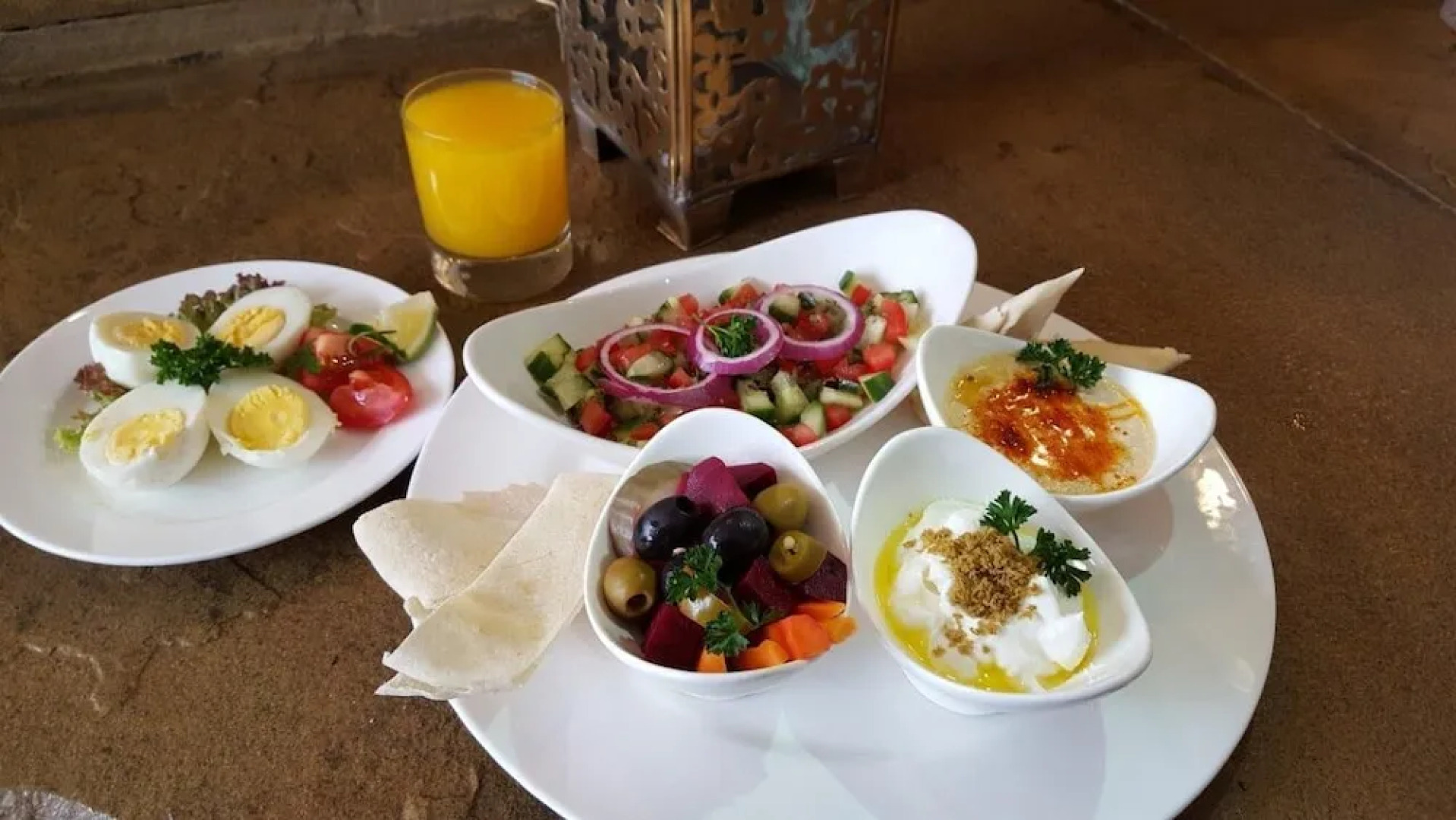 Cerenata Gardens Suites