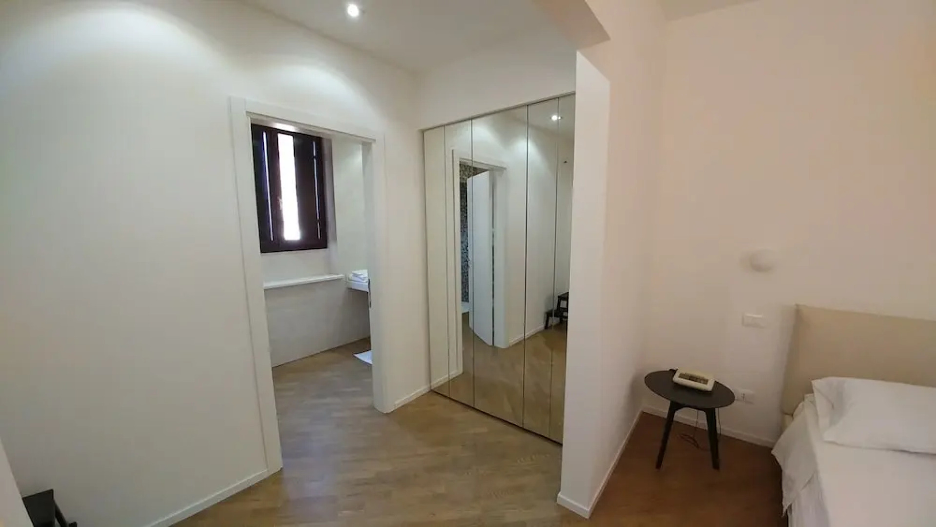 Stella CasaBono (B&B)