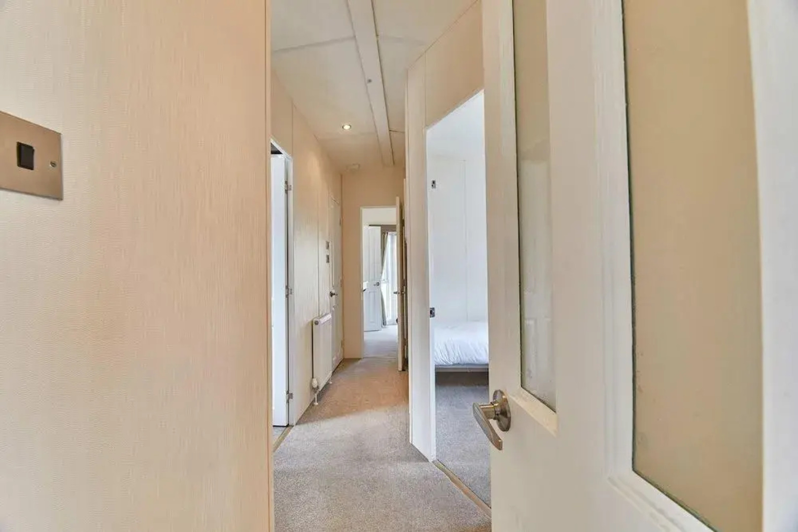 Host Stay Yolo Lodge