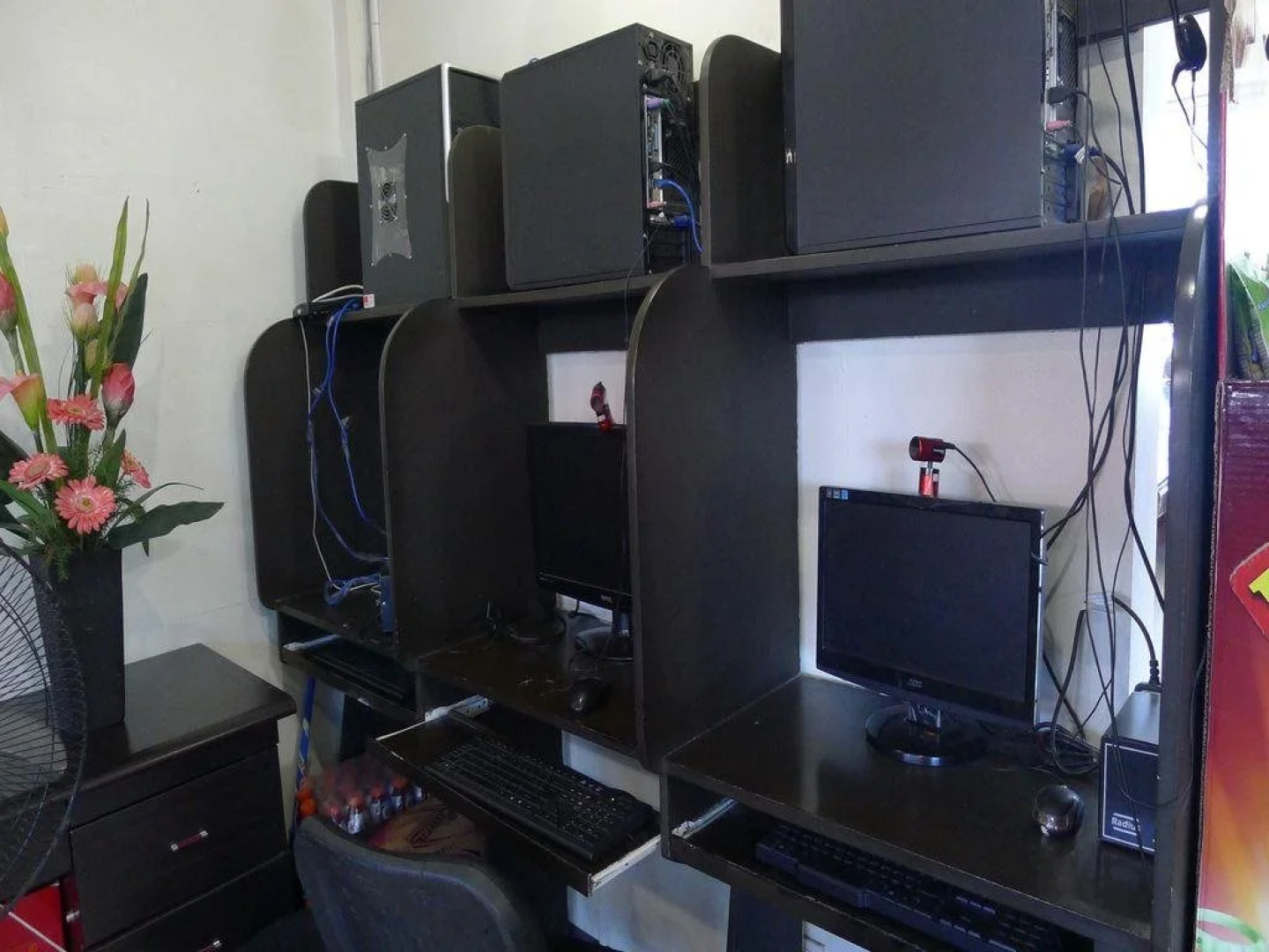 Siayan Travellers Inn