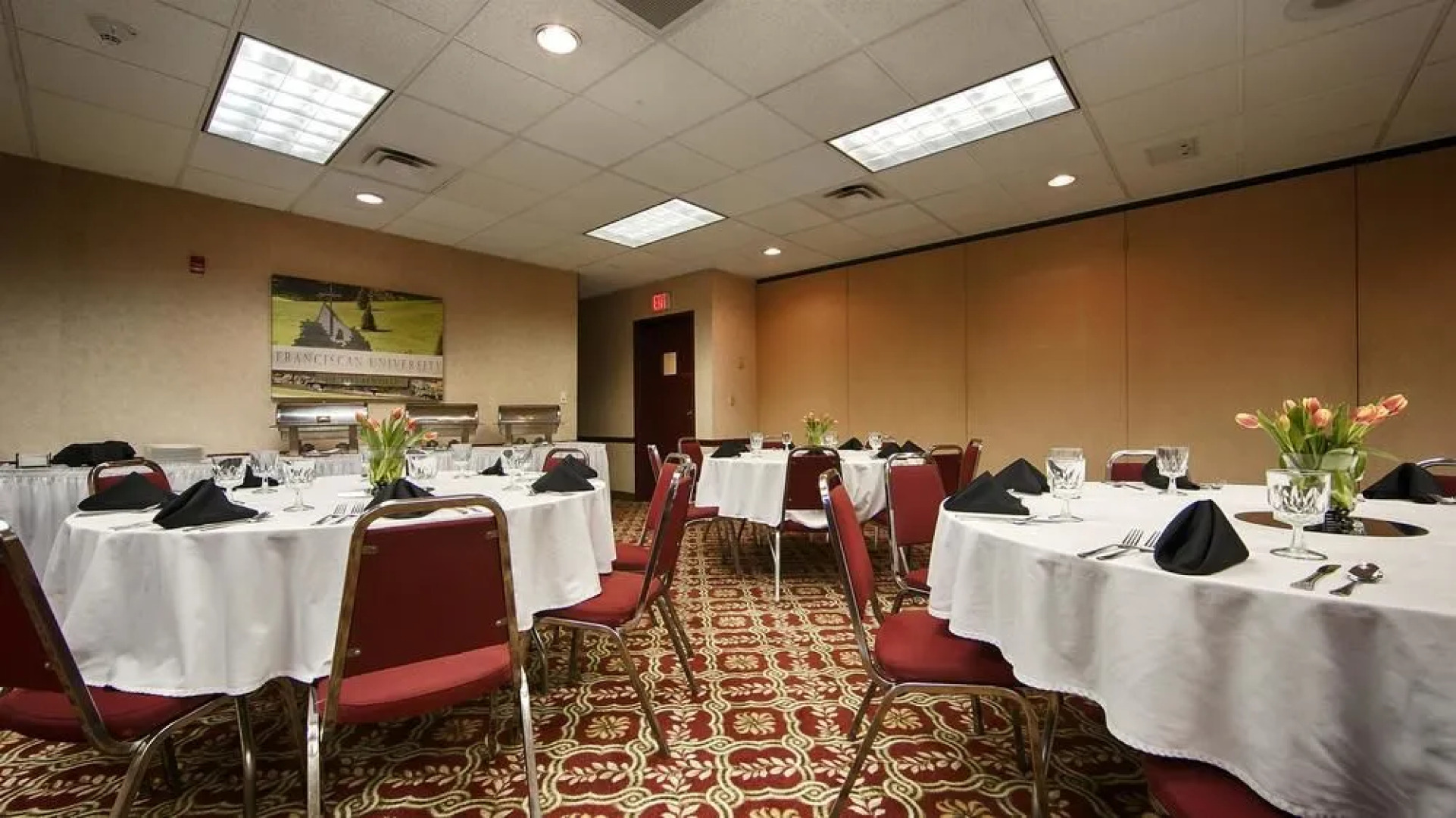 Best Western Plus University Inn Steubenville