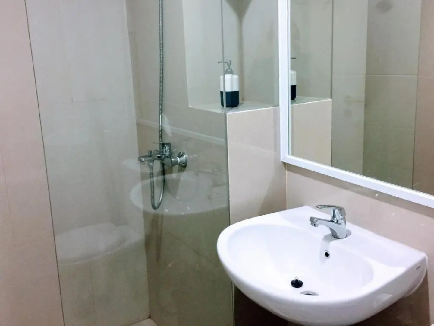 TechieRoom Kotlin at Clove Garden Residence