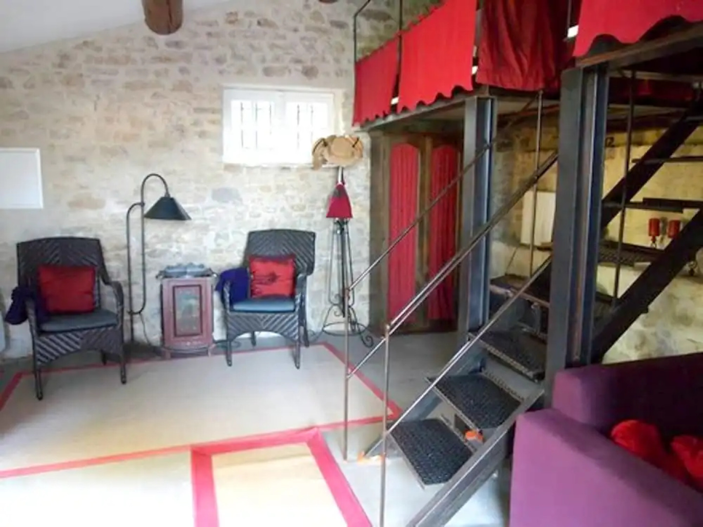 Villa with 8 Bedrooms in Bonnieux, with Wonderful Mountain View, Private Pool, Furnished Garden