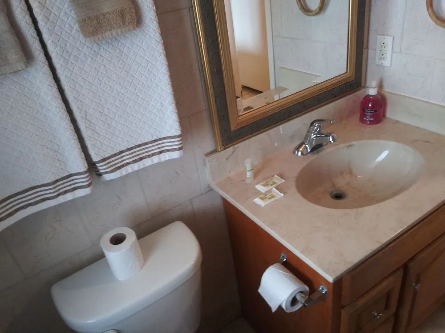 Siesta Motel and Surfside Cabanas