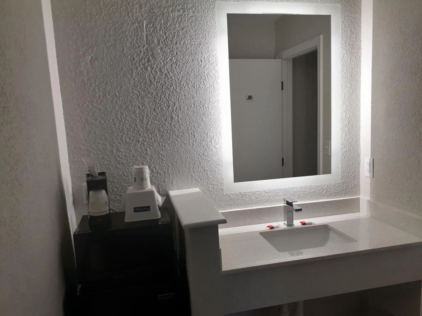 Travelodge by Wyndham Virginia Beach Bay Beach