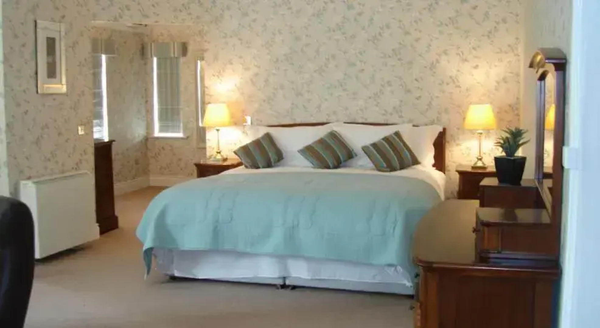 Red Cliff Lodge Restaurant and Seaview Suites