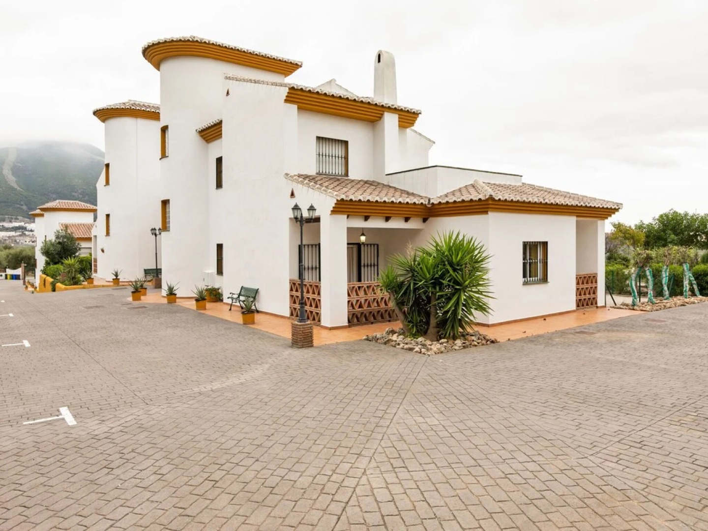 Soulful Apartment in Alcaucín With Swimming Pool